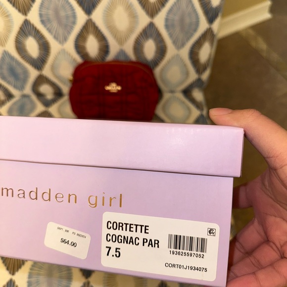Madden Girl Wedges🌺 - Picture 16 of 16